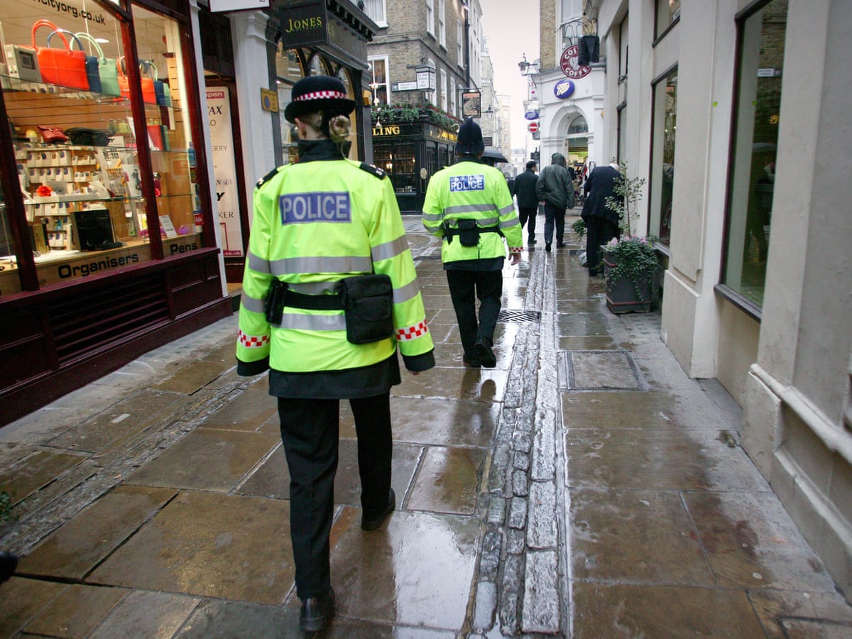 Labour Will Put 10 000 Extra Police On Streets Vows Jeremy Corbyn