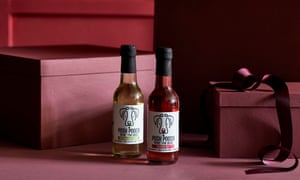The final word Christmas present information: 15 nice buys for each finances | The highest presents edit 13 Woof & Brew Posh Pooch Dog Wine Duo