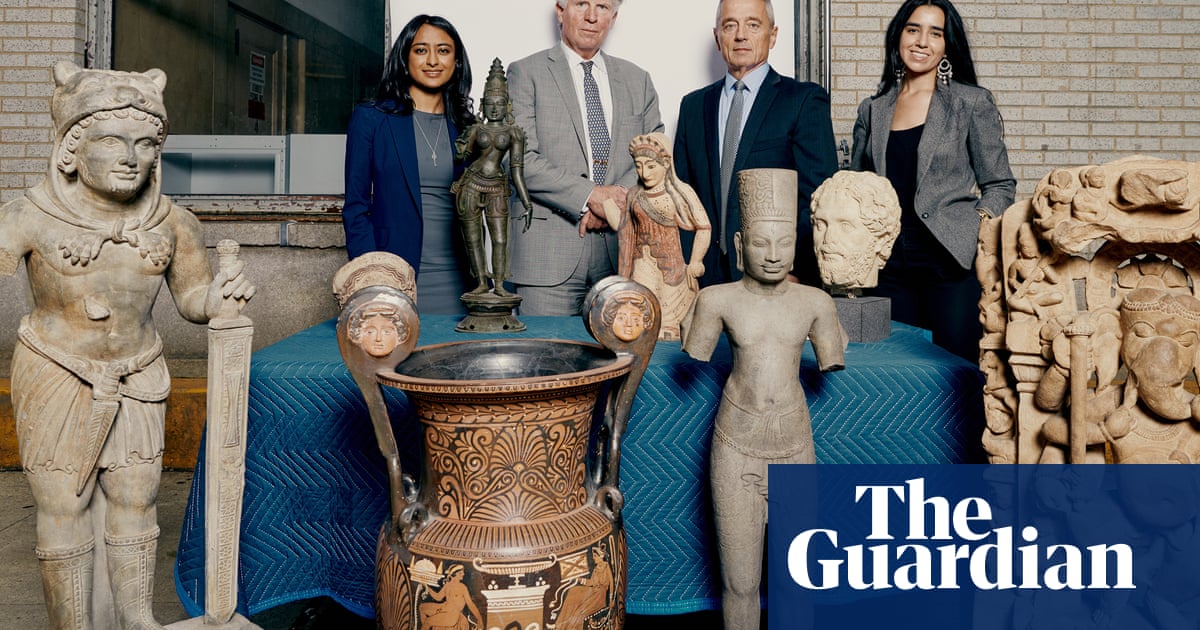 US begins returning $10m of antiquities stolen from Italy