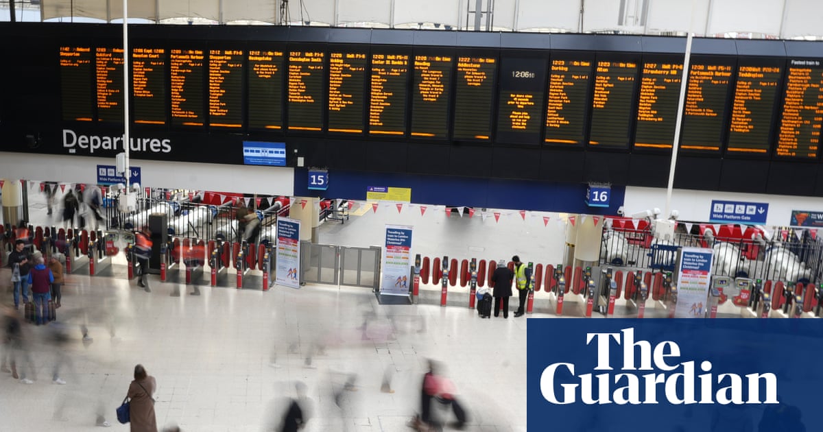 Commie Rail System Crashes Again: Waterloo Trainpocalypse Now!
