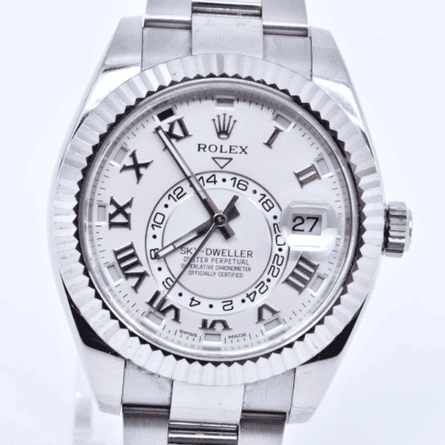 White gold Rolex set with 40 rubies, catalogue estimate €15,000.