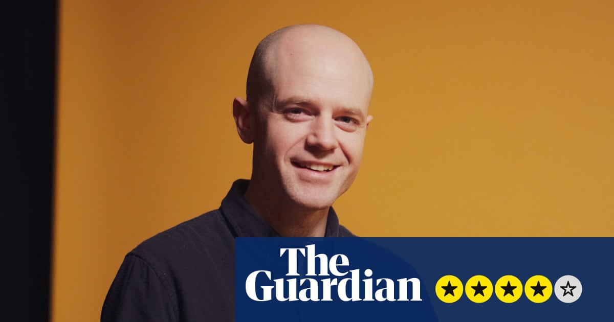 David Elms Describes a Room review – a captivating exercise in collective imagining | Edinburgh festival 2025 David Elms Describes a Room review – a captivating exercise in collective imagining | Edinburgh festival 2025