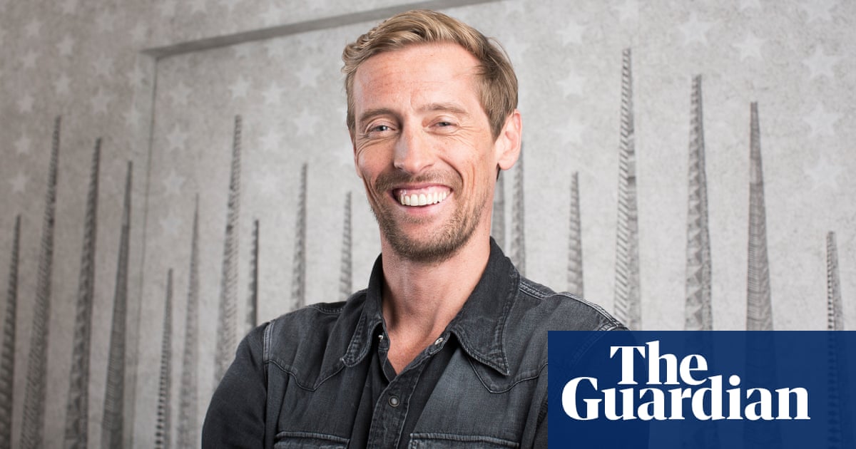 Peter Crouch Getting 50 000 People On Their Feet You Can T Replicate That Sport Tv The Guardian