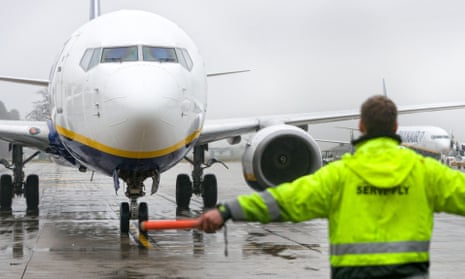 Ryanair flight landing