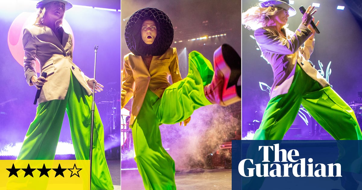 Róisín Murphy review – a triumphant dancefloor workout