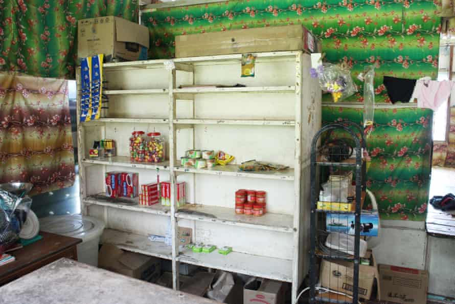 Empty store shelves on Banaba