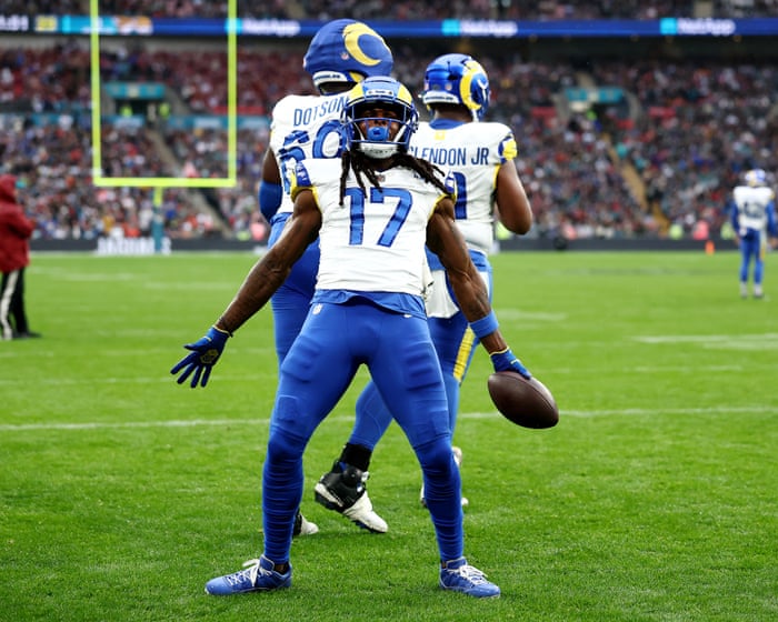 With his top weapon sidelined, Sean McVay proves the ultimate chameleon