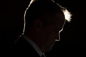 Chiến dịch bắt năm 2019: Morrison rơi vào hố đen than | Tin tức Úc 1 Bill Shorten ở Townsville tuần này.