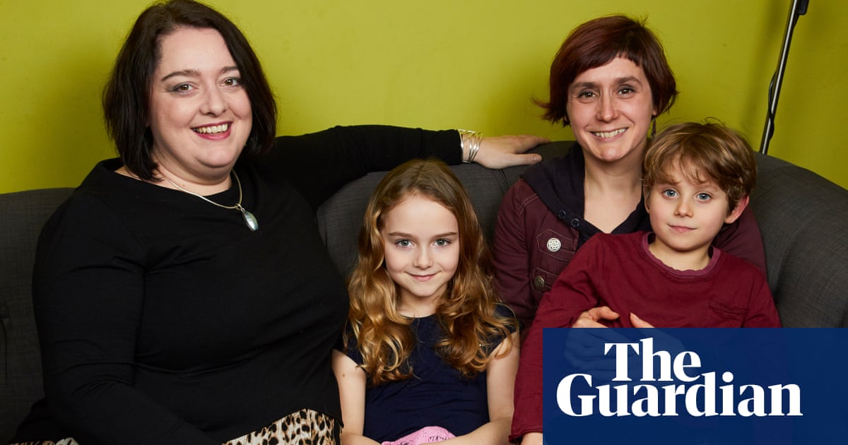 How We Live Together The Single Mothers How We Live Together The Single Mothers