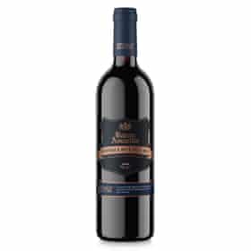 bottle of Aldi Specially Selected Ribera del Duero 2019 in full effect.