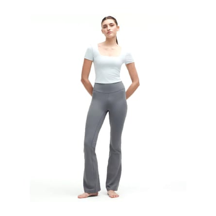 Lululemon Groove Nulu high-rise flared pant short