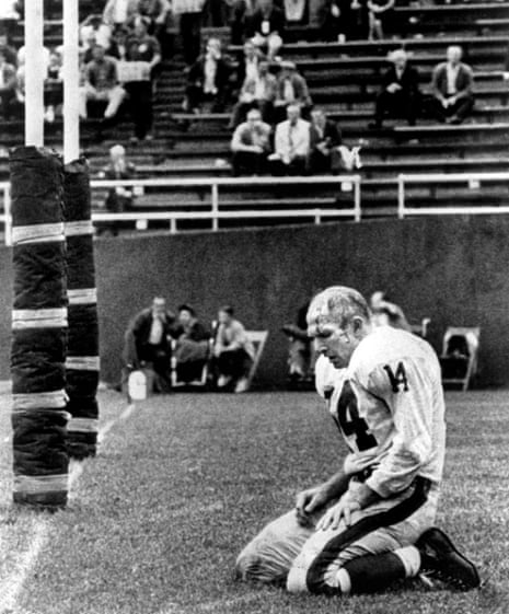 Old Y.A. Tittle gets laments a loss to Pittsburgh in a defining moment of his storied NFL career.