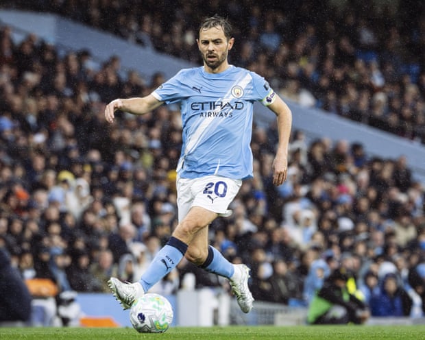 Selfless Silva: Manchester City’s Unreplaceable Midfield Maestro Selfless Silva: Manchester City’s Unreplaceable Midfield Maestro