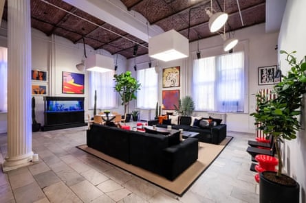 The loft from the first season of The Real World.