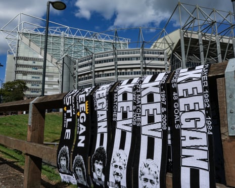 Scarves paying tribute to the late Kevin Keegan outside St James’ Park before Newcastlle v Liverpool