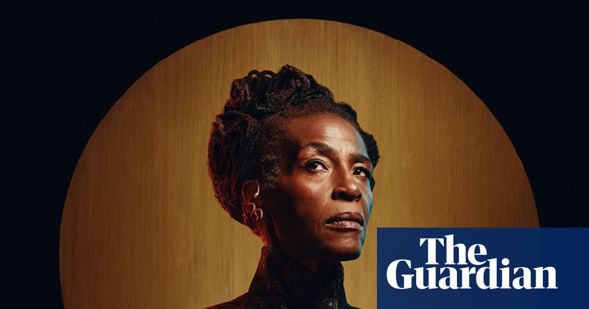 RSC casts Sharon D Clarke as black lesbian Othello in reimagining of play