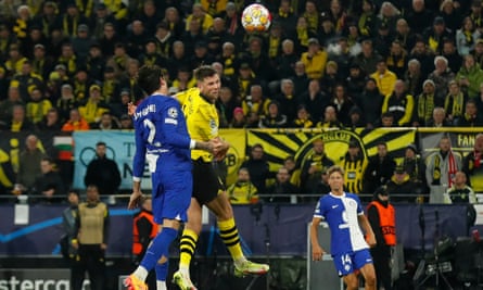 Niclas Fullkrug levels the aggregate score at 4-4.