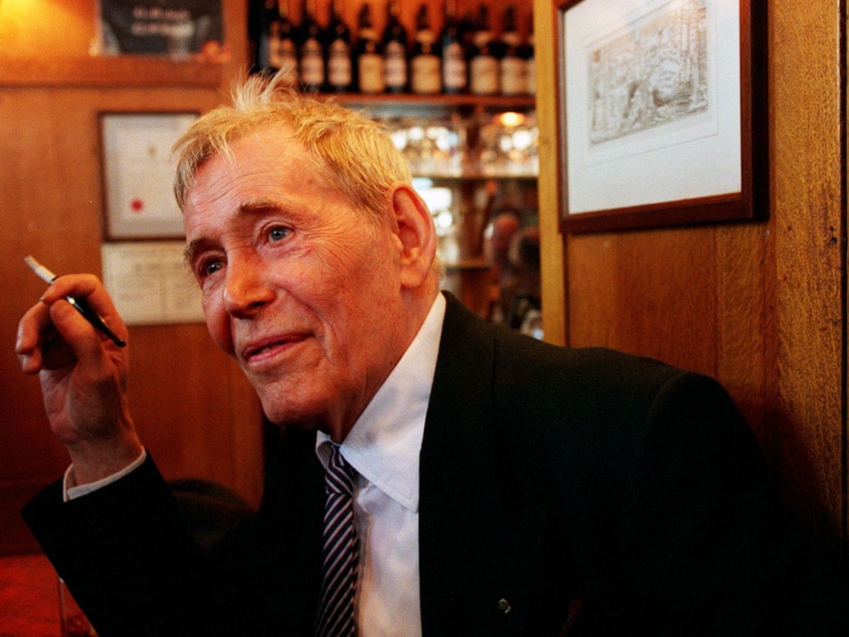 Peter O Toole Was Not The Drunken Hell Raiser He Made Out Says Author Peter O Toole The Guardian