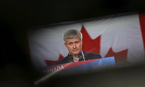 Conservative leader and Canada’s Prime Minister Stephen Harper listens to a question during a campaign event in Ottawa, Canada, August 16, 2015. Canadians go to the polls in a national election on October 19, 2015. REUTERS/Chris Wattie