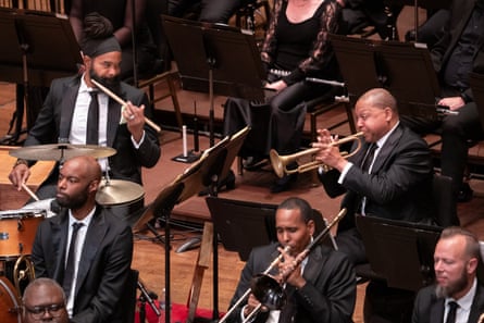 Marsalis plays the trumper on stage in Pittsburgh.