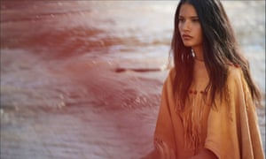 In Dior’s Sauvage ad, featuring Johnny Depp, Tanaya Beatty, a Canadian actor of First Nations descent follows Depp from a distance.