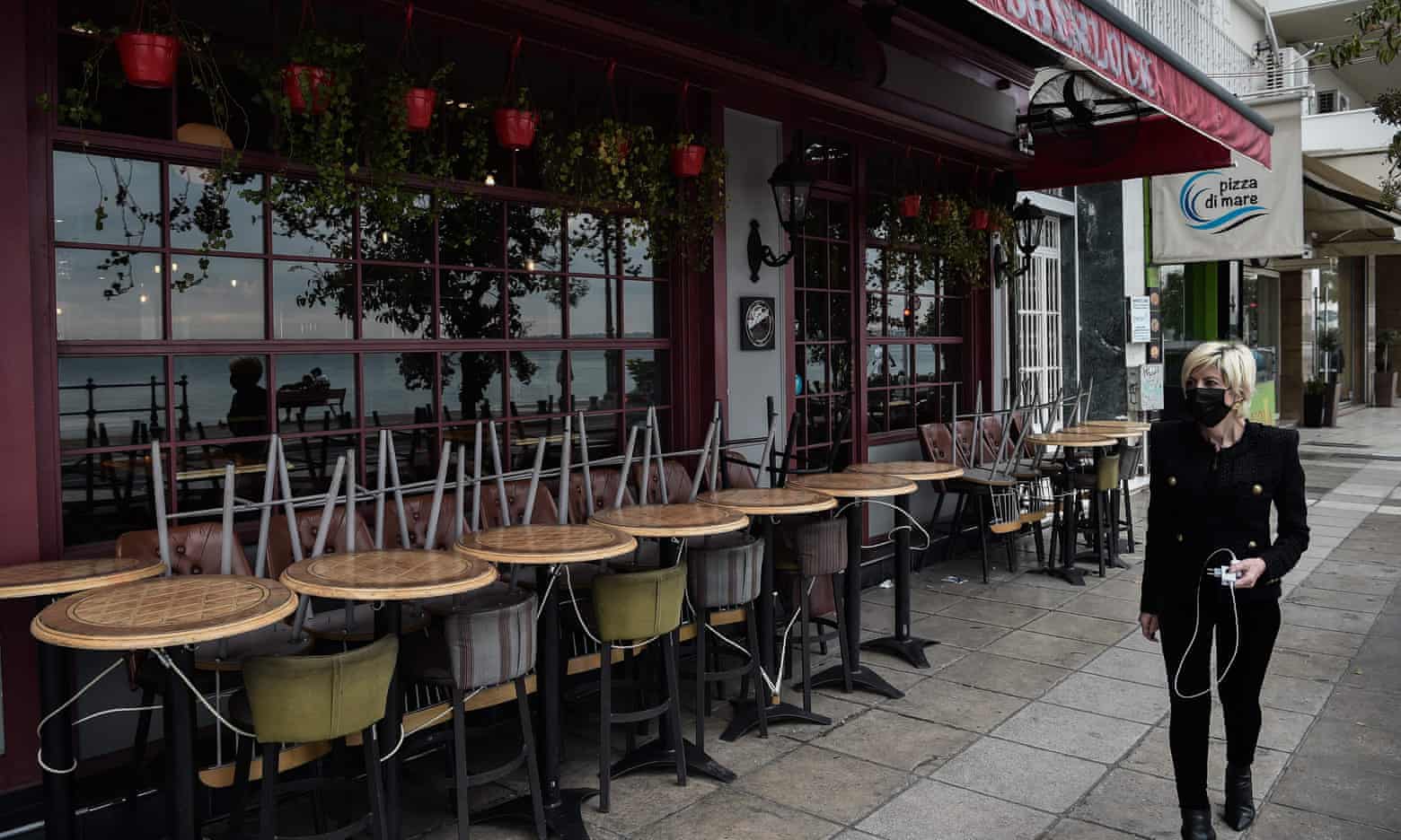 Austria cases hit new record as provinces prepare full lockdown; Germany ‘heading for emergency’ (theguardian.com)