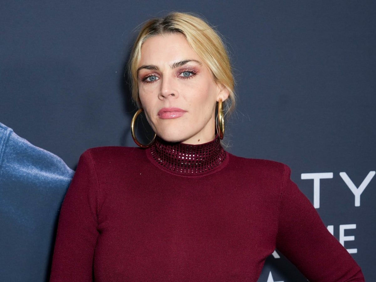 Busy Philipps zbulon se iu hoq një tumor në tru pas një skanimi