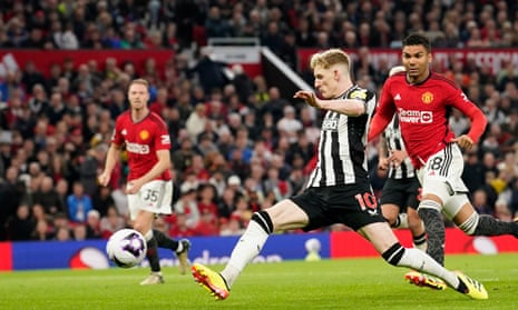 Newcastle United’s Anthony Gordon scores his side’s equaliser at Manchester United.
