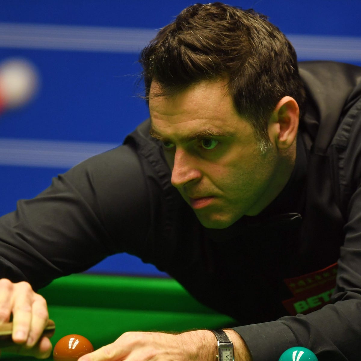 Ronnie O Sullivan Battling To Stay In Quarter Final Against Ding Junhui Sport The Guardian