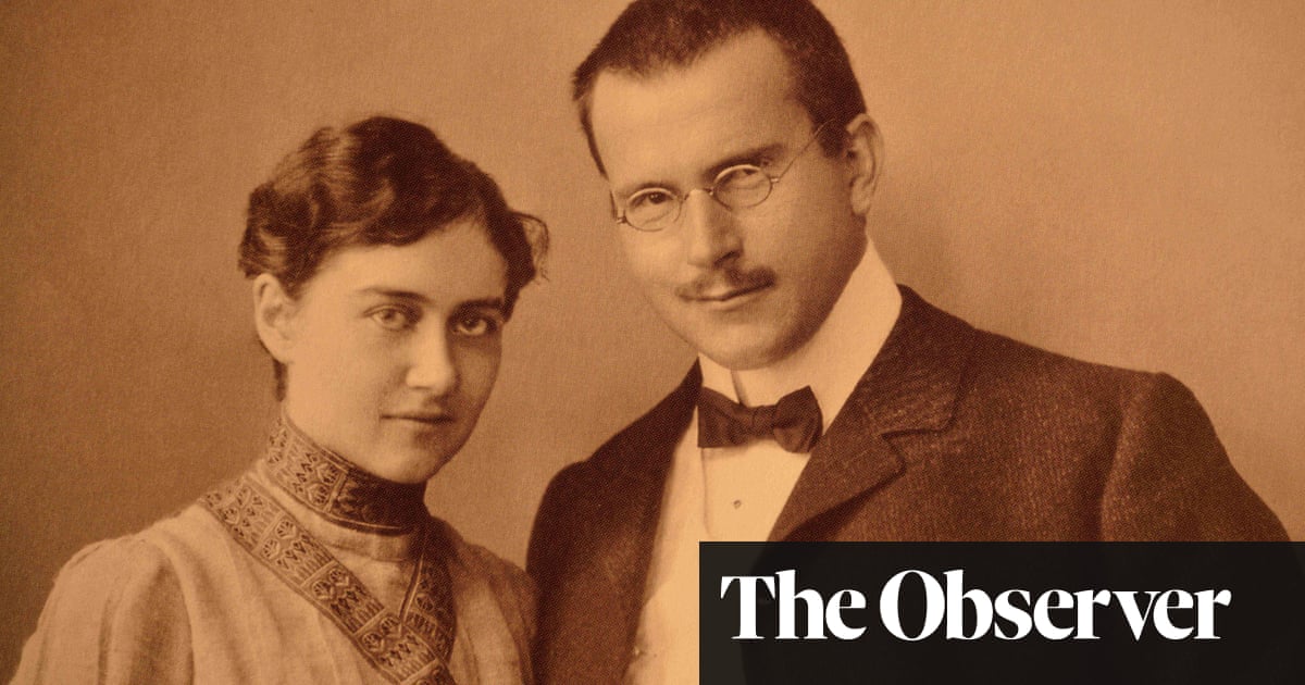 Download Labyrinths Emma Jung Her Marriage To Carl And The Early Years Of For iPhone Get Wallpaper Labyrinths Emma Jung Her Marriage To Carl And The Early Years Of Desktop Wallpaper