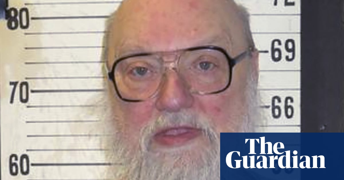 Tennessee halts executions to conduct review after prisoner’s last-minute stay