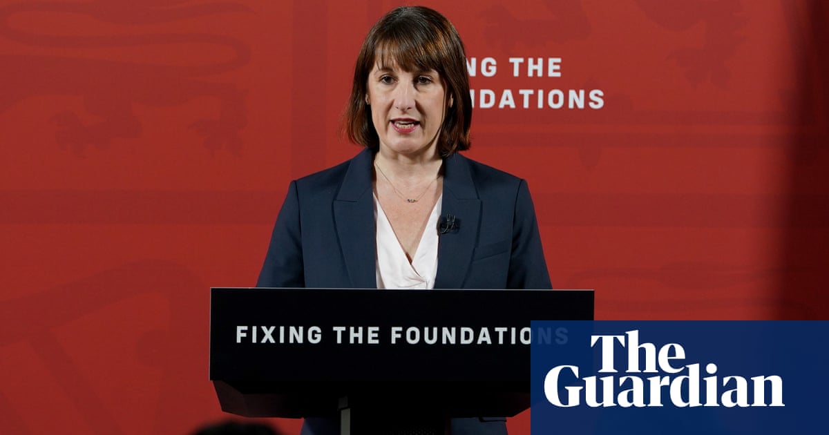 Reeves could raise £10bn a year by reducing pension tax relief ...