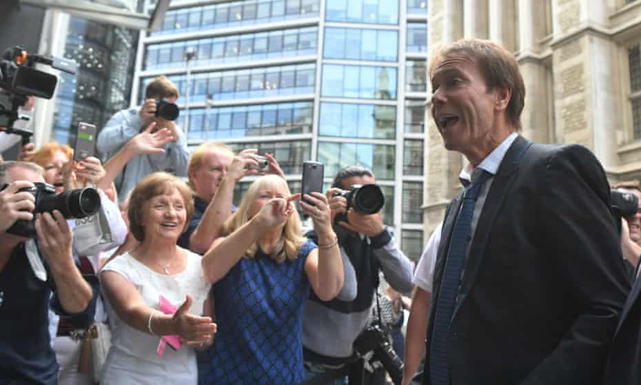 Cliff Richard arrives at the Rolls Building in London to hear the ruling of his privacy case against the BBC on Wednesday