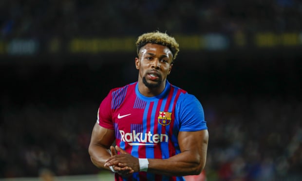 Adama Traore in action for Barcelona