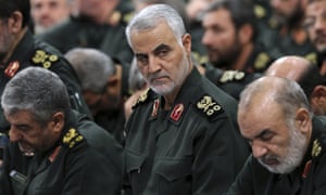 Qassem Suleimani (centre), the leader of Iranâs powerful Quds force.