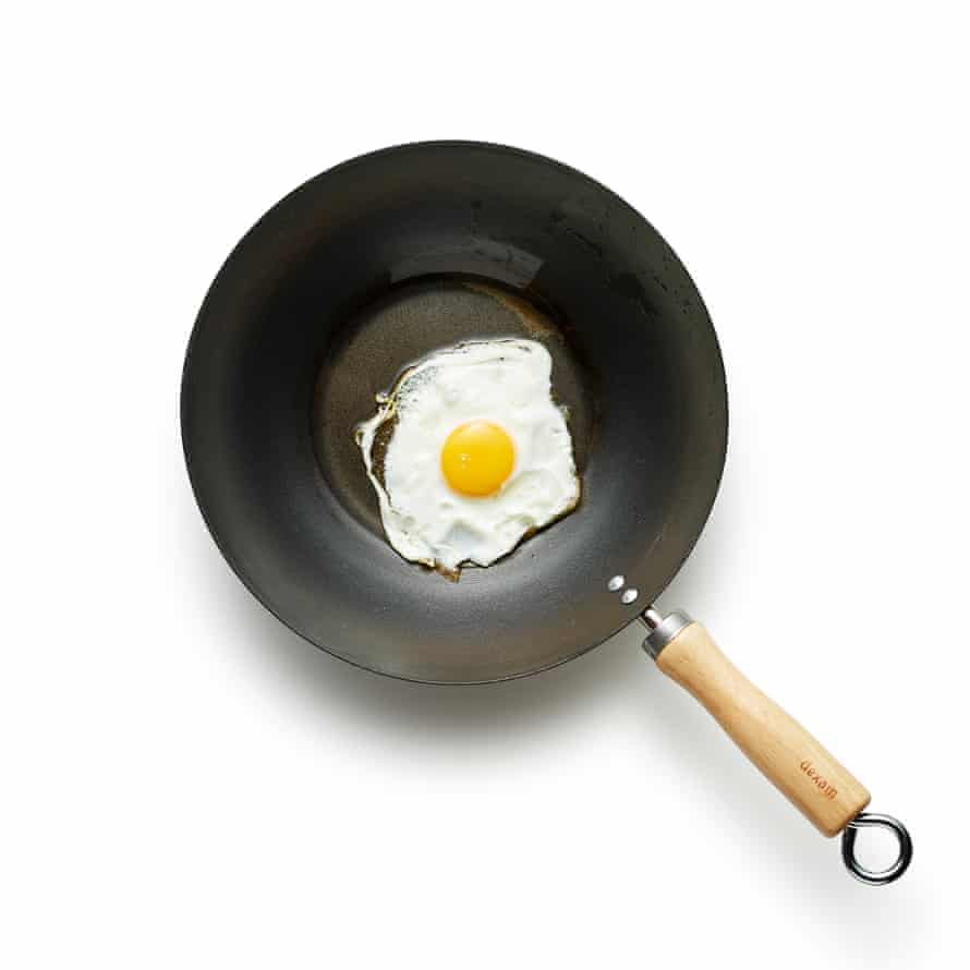 Felicity Cloake’s perfect pad kra pao, step 01. Fry an egg.