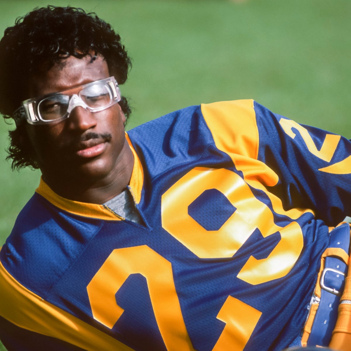 Ex-NFL star Eric Dickerson: 'People meet me and are like, 'You ain't nothin' like they make you out to be'' | NFL | The Guardian