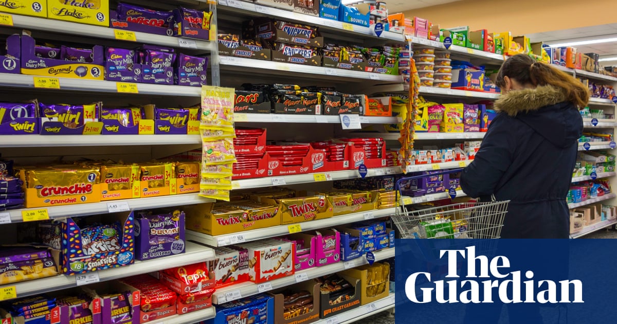 Extend success of UK sugar tax to cakes, biscuits and chocolate, experts urge Extend success of UK sugar tax to cakes, biscuits and chocolate, experts urge