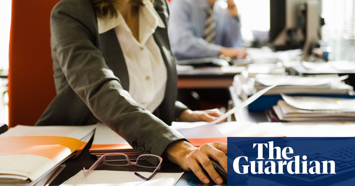 Tell us: are you returning to work in the office in England?
