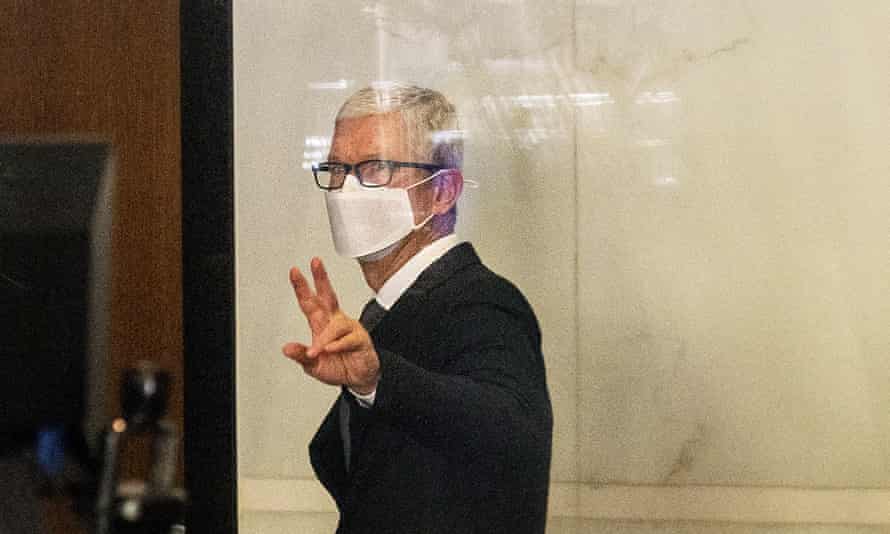 Tim Cook CEO ของ Apple