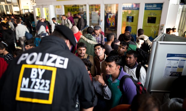Refugees arrive at Munich central station