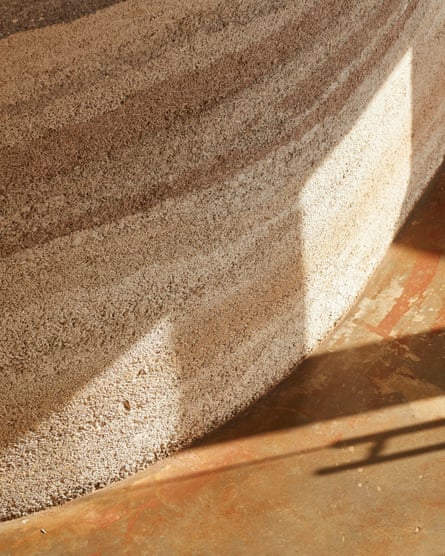 Building with hemp is growing in popularity, from public buildings in Tasmania to private homes in Byron Bay.