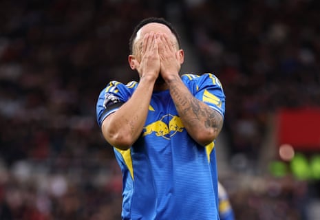 Noah Okafor goes close for Leeds.