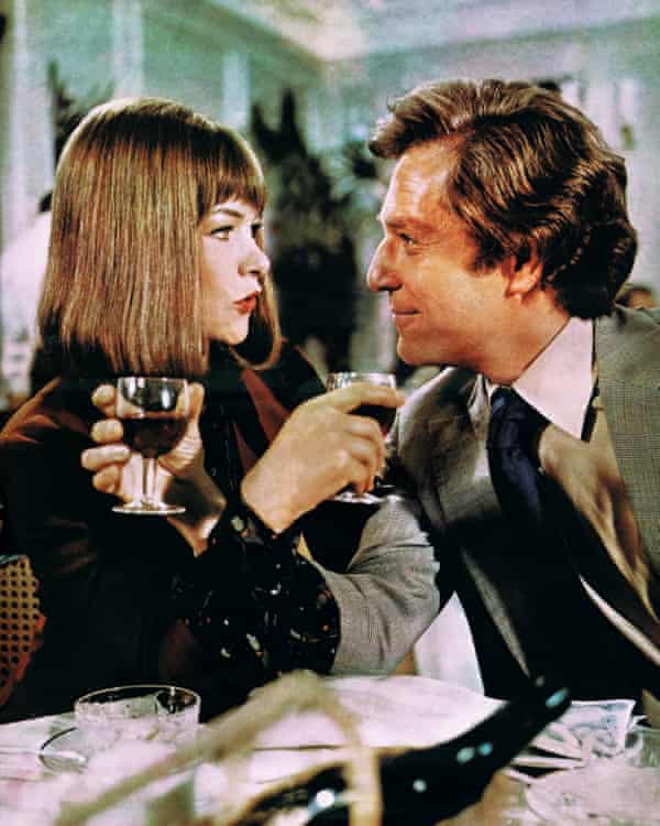 Segal and Glenda Jackson in A Touch of Class.