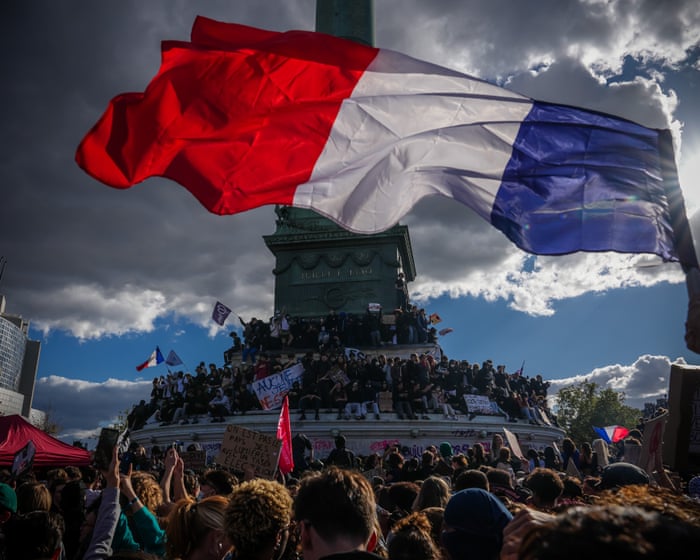 ‘America, this is a warning’: pro- Trump Maga media in a froth over Europe protests