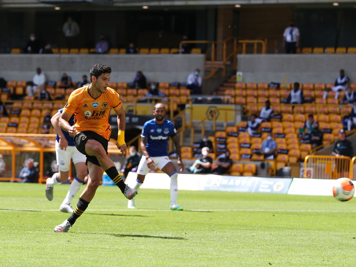 Raul Jimenez Boosts Wolves European Hopes And Sinks Sorry Everton Football The Guardian