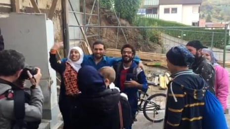 Alessio Mamo tarafından yakalanan görüntüler Balkan Rotası boyunca Yolculuğu Gösteriyor - Video
