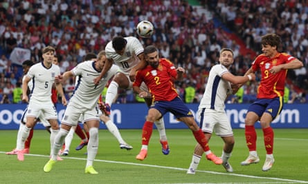 Jude Bellingham heads the ball in Euro 2024 final.