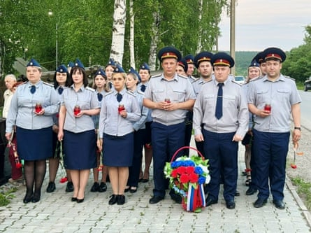 A group photo of guards in uniform