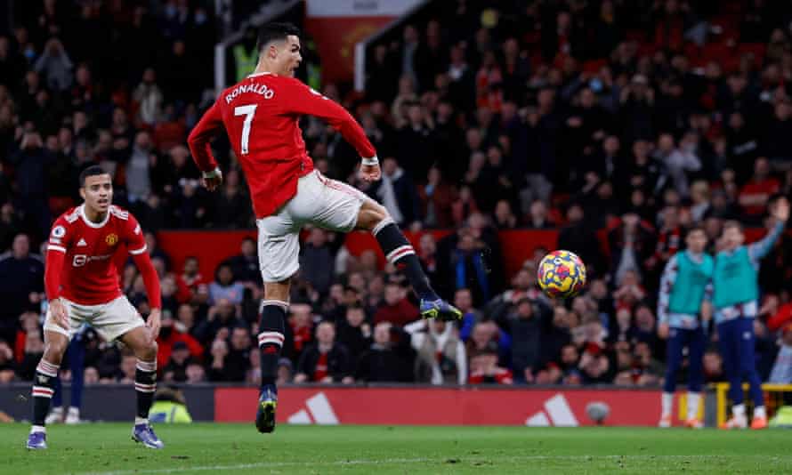 McTominay and Ronaldo on target as Manchester United ease past Burnley | Premier League 1 2712